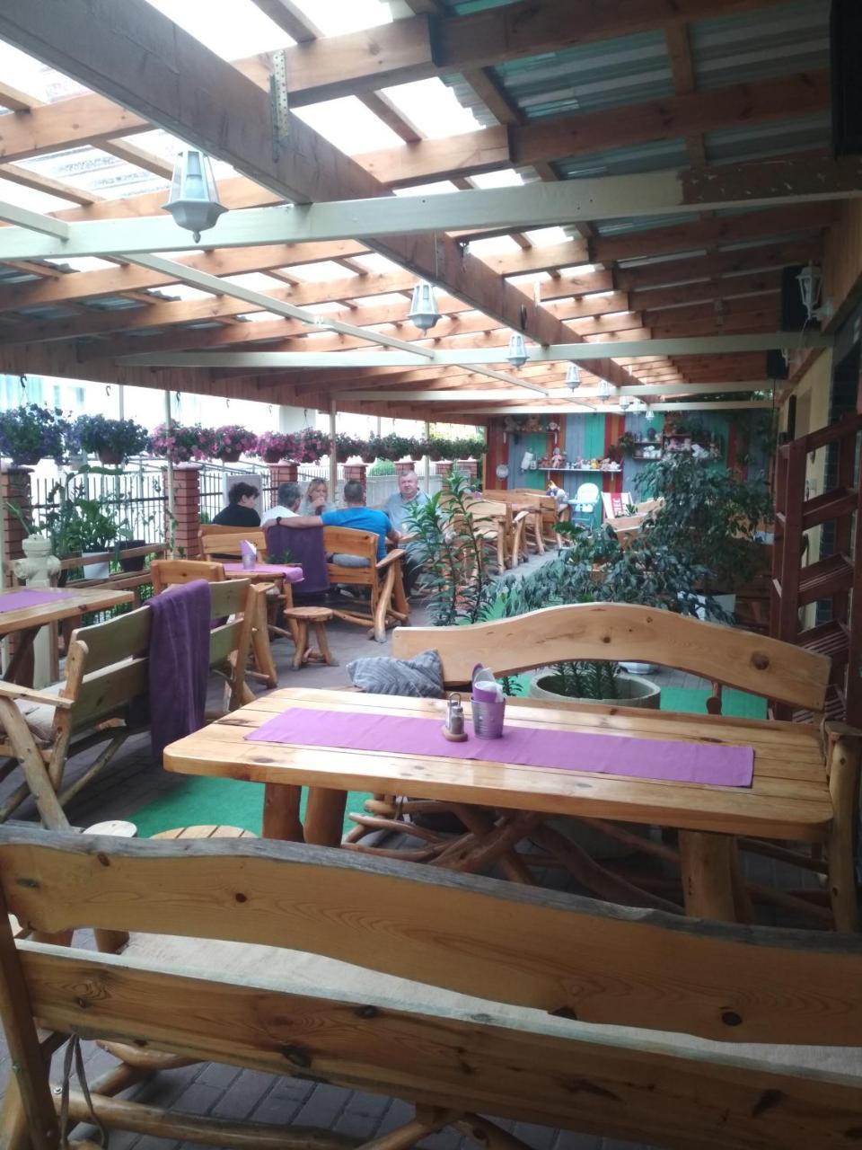 Pensjonat I Restauracja U Zdzicha Ровы Экстерьер фото